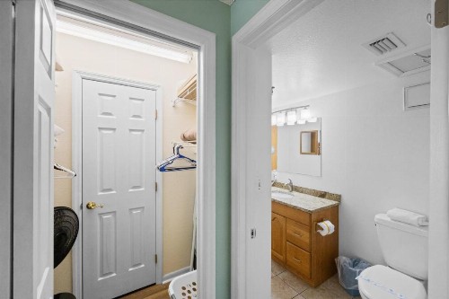 402 Beach Place Condos - image 33
