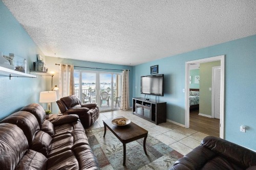 402 Beach Place Condos - image 43