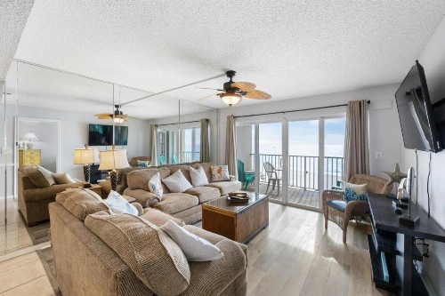 411 Beach Place Condos - image 14
