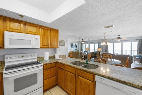 411 Beach Place Condos - image 45