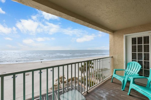411 Beach Place Condos - image 9