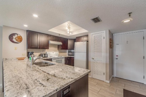 101 Beach Place Condos - image 36
