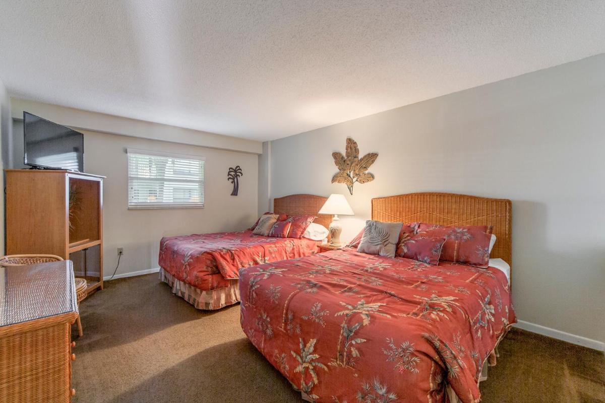 101 Beach Place Condos - image 6
