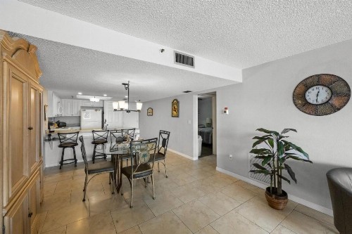203 Beach Place Condos - image 43