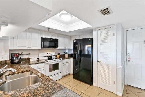 201 Beach Place Condos - image 10