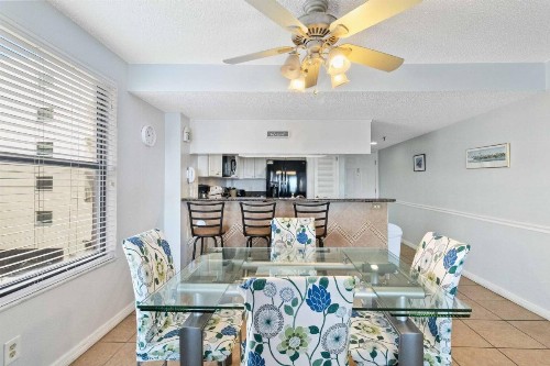 201 Beach Place Condos - image 15