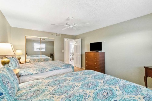 201 Beach Place Condos - image 5