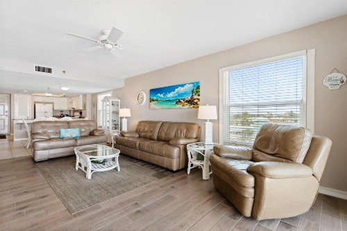 #304 Beach Place Condos - image 34