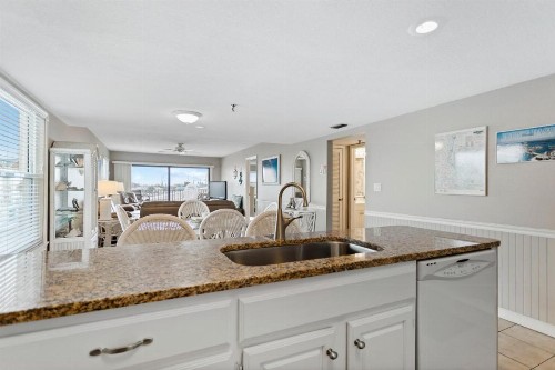 #304 Beach Place Condos - image 39