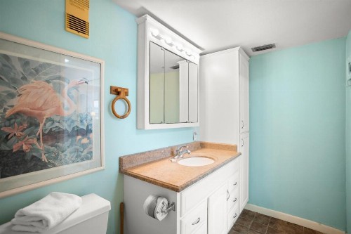 405 Beach Place Condos - image 22