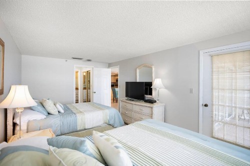 405 Beach Place Condos - image 25