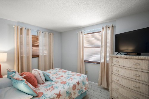 405 Beach Place Condos - image 43