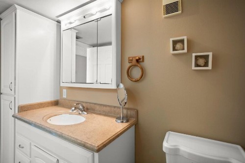 405 Beach Place Condos - image 49