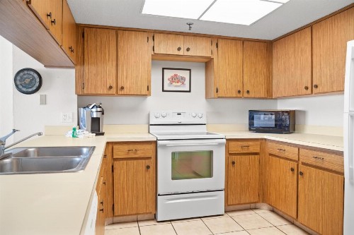 310 Beach Place Condos - image 18