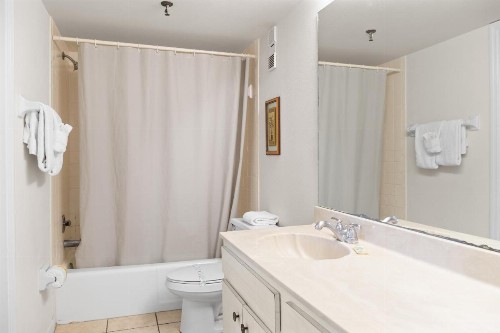 310 Beach Place Condos - image 21
