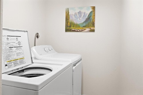 310 Beach Place Condos - image 31