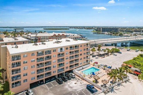 310 Beach Place Condos - image 49