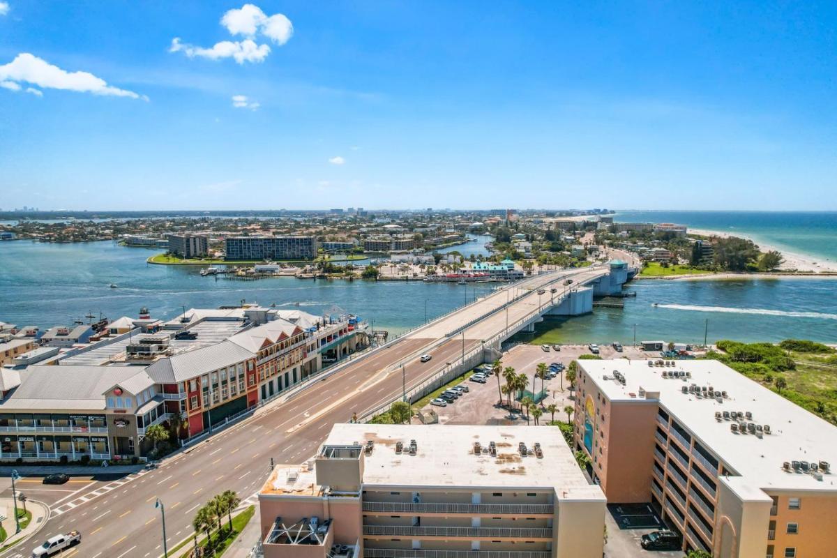 310 Beach Place Condos - image 7