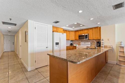 309 Beach Place Condos - image 22