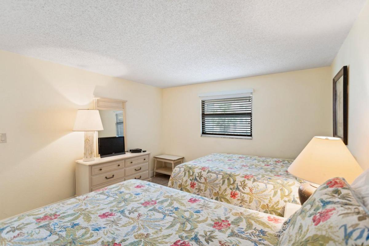 309 Beach Place Condos - image 3