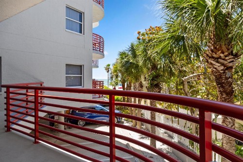 105 Crimson Condos - image 41