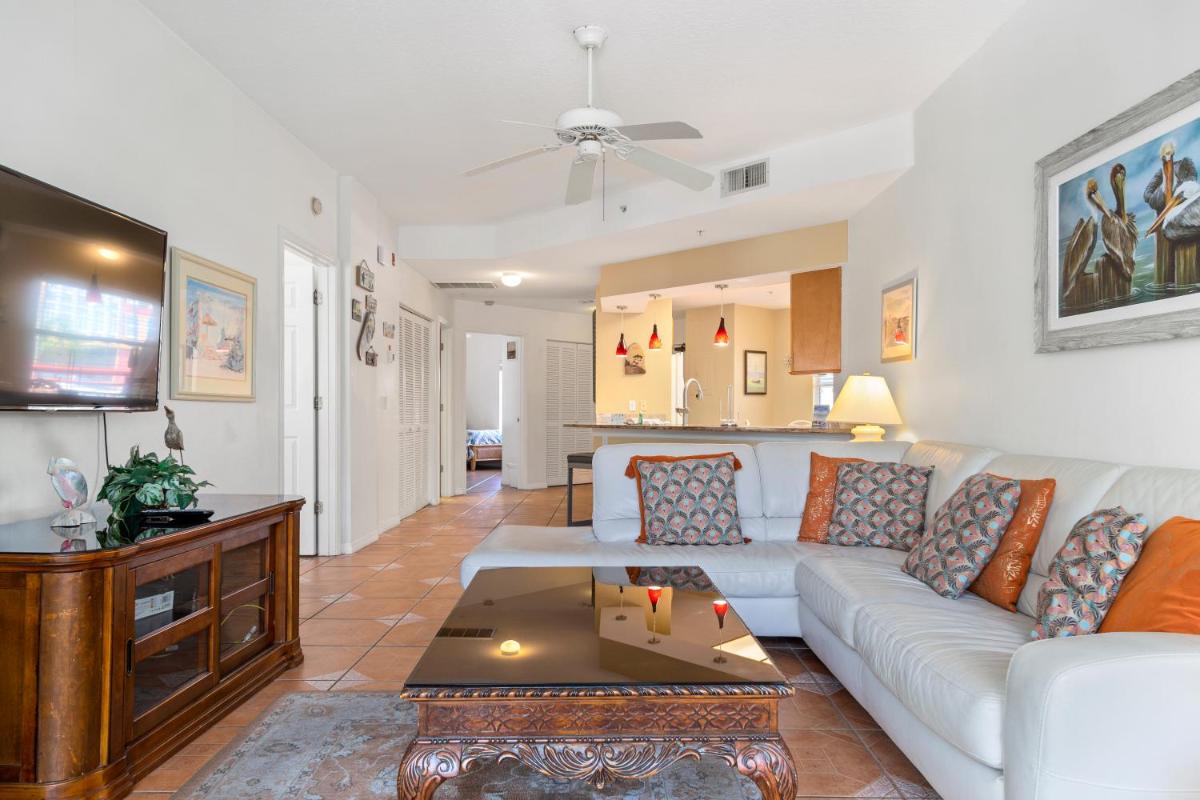 105 Crimson Condos - image 6