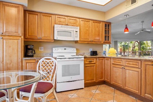 105 Crimson Condos - image 7