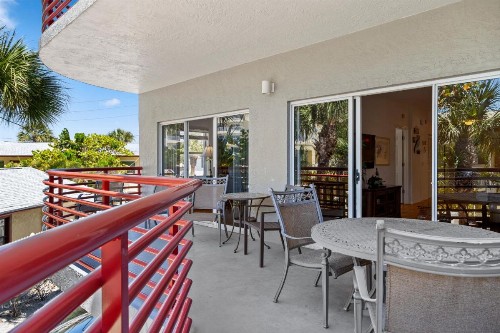 105 Crimson Condos - image 8