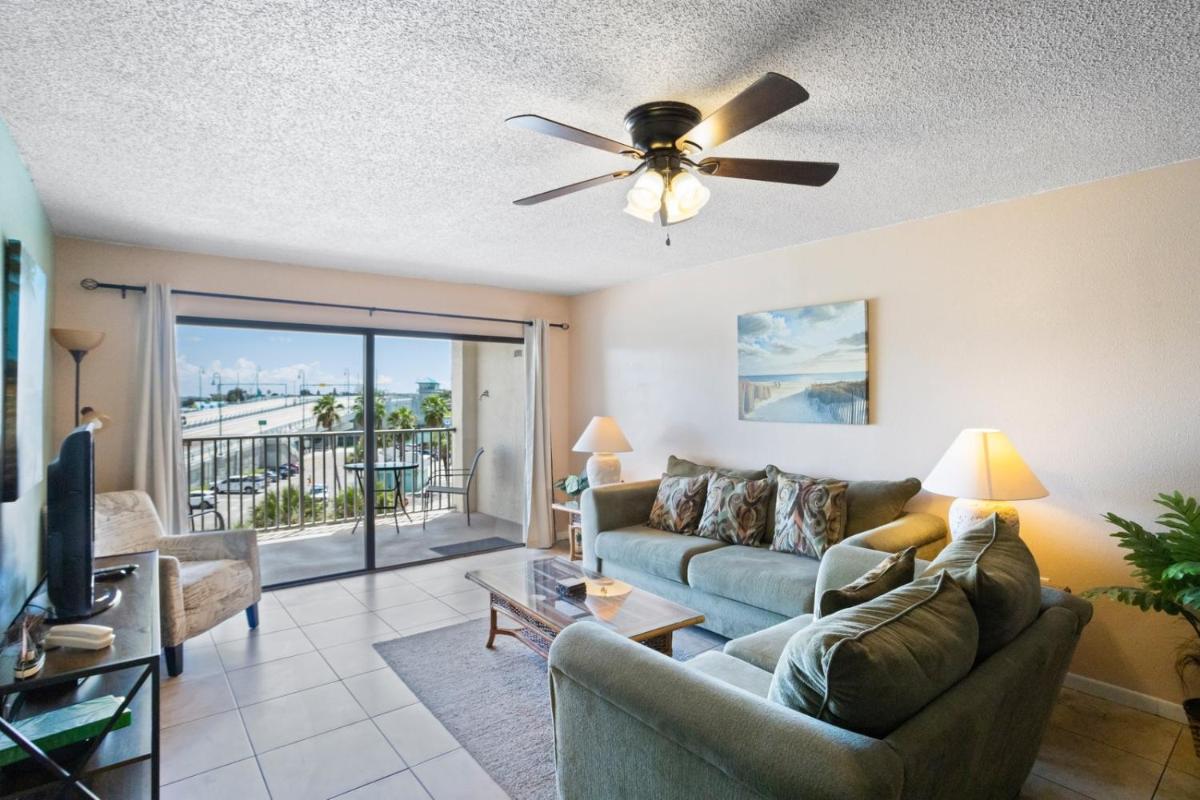 303 Beach Place Condos - main image