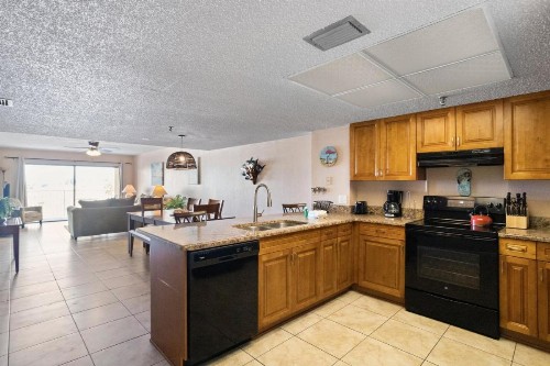 303 Beach Place Condos - image 35