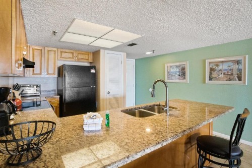 303 Beach Place Condos - image 37