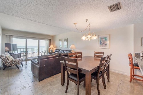 207 Beach Place Condos - image 12