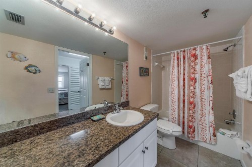 207 Beach Place Condos - image 15