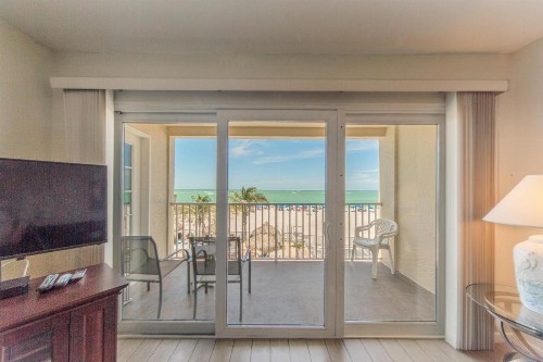 207 Beach Place Condos - image 18
