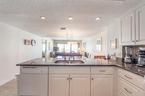 207 Beach Place Condos - image 3