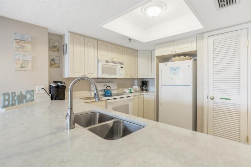 401 Beach Place Condos - image 23