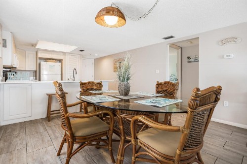 401 Beach Place Condos - image 29