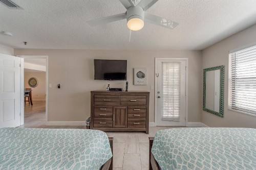 102 Beach Place Condos - image 36