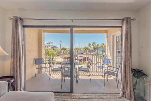 102 Beach Place Condos - image 5