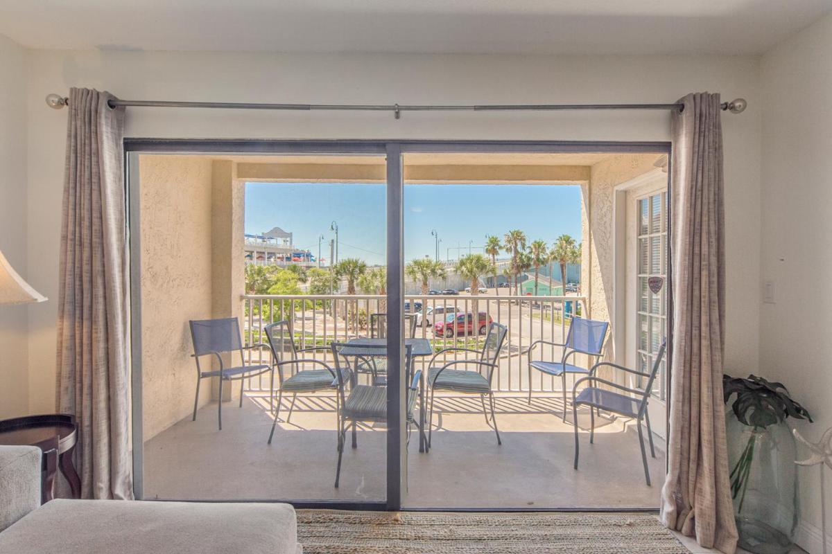 102 Beach Place Condos - image 5