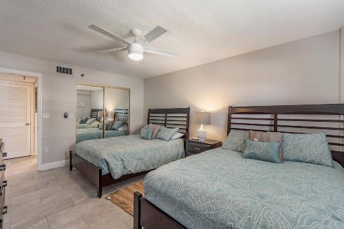 102 Beach Place Condos - image 9