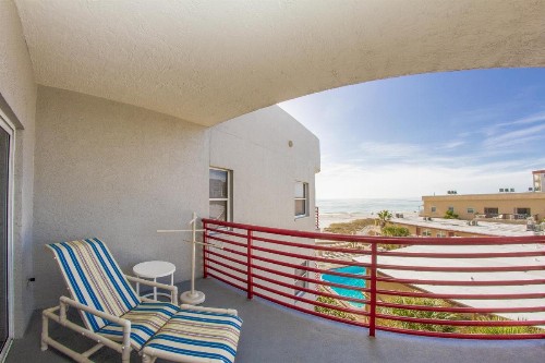 304 Crimson Condos - image 6