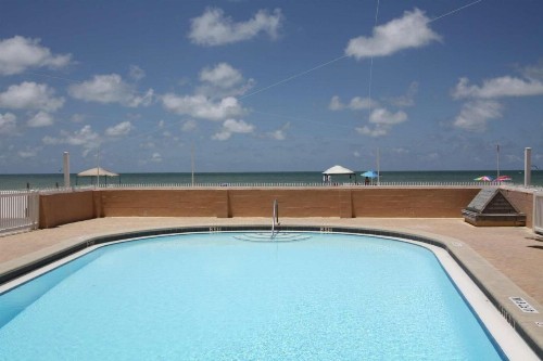 615 - Sunset Chateau - image 14