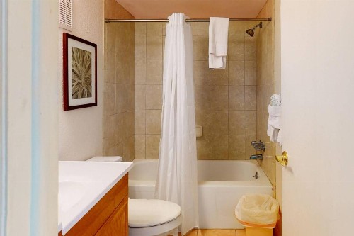 615 - Sunset Chateau - image 40