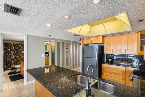 505 Beach Place Condos - image 30