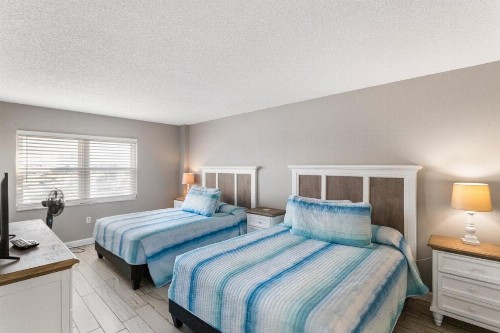 505 Beach Place Condos - image 34