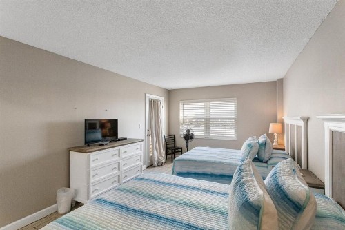 505 Beach Place Condos - image 4