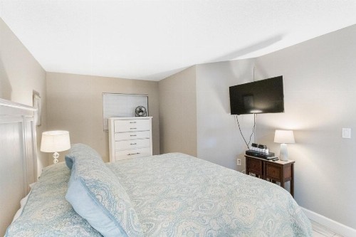505 Beach Place Condos - image 44