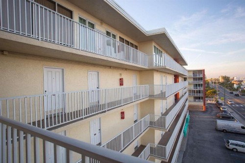 520 - Island Inn - image 10