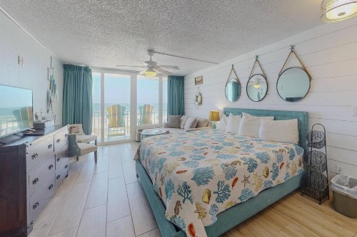 323 - Island Inn - image 38